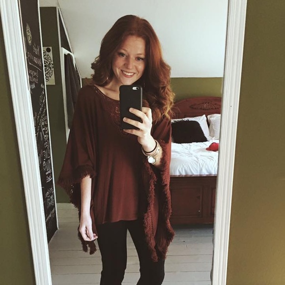 Beautiful Daniel Rainn top - Picture 4 of 5